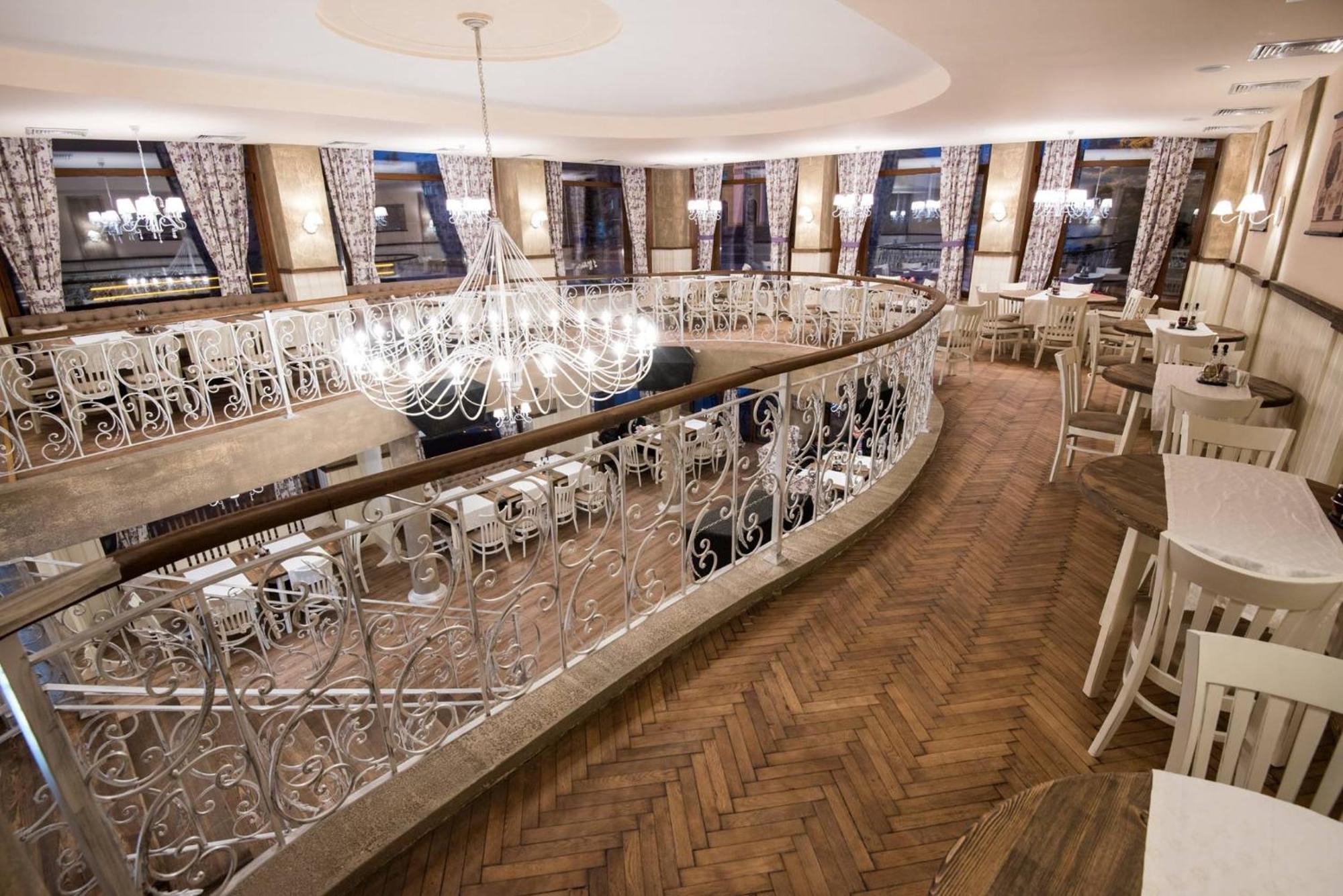 Hotel Victoria Panagjurisjte Eksteriør bilde